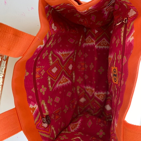 Tory Burch tote/ beach bag - Picture 2 of 5